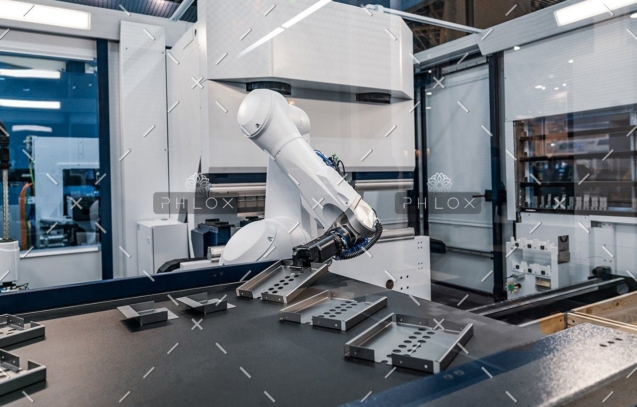 demo-attachment-63-robotic-arm-modern-industrial-technology-DUCYZJ7